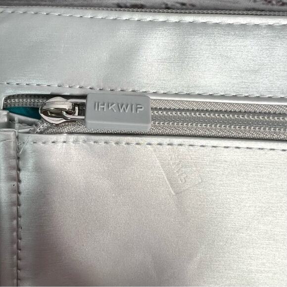 IHKWIP Triple Quilted Crossbody with Wristlet Strap Metallic Silver Purse Bag - Picture 6 of 16